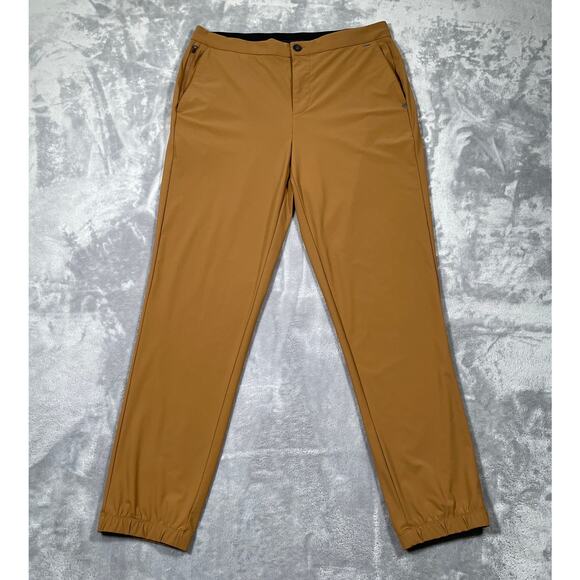 Vuori Fleet Jogger Mens Large Tan Caramel Stretch Smart Casual Basic Athleisure - Picture 1 of 10